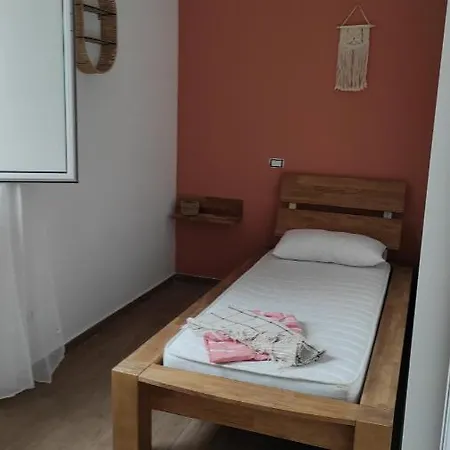 Apartament Marina *